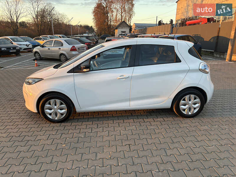 Хэтчбек Renault Zoe 2015 в Дубно