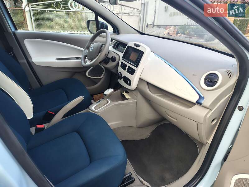 Хэтчбек Renault Zoe 2013 в Дубно фото 16 Хэтчбек Renault Zoe 2013 в Дубно
