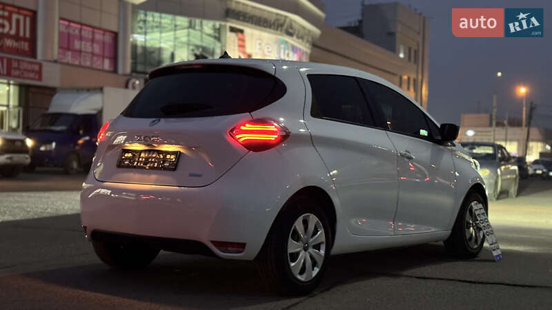Хэтчбек Renault Zoe 2020 в Полтаве фото 12 Хэтчбек Renault Zoe 2020 в Полтаве