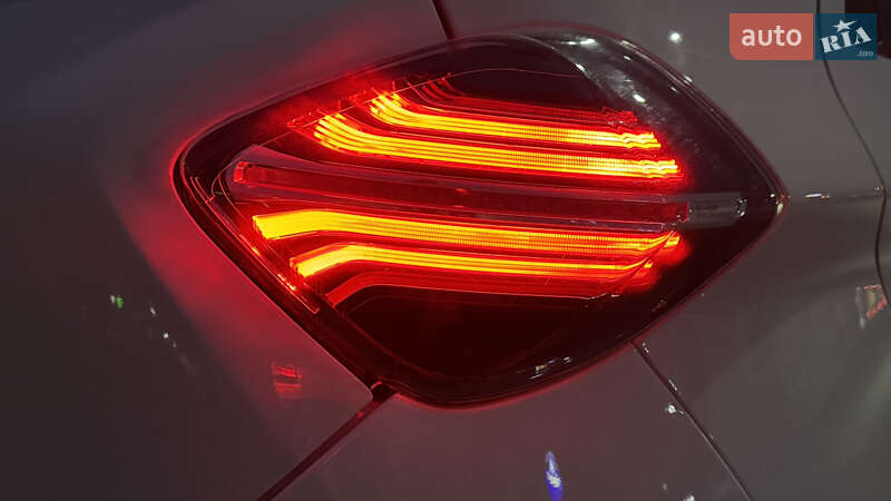 Хэтчбек Renault Zoe 2020 в Полтаве фото 27 Хэтчбек Renault Zoe 2020 в Полтаве