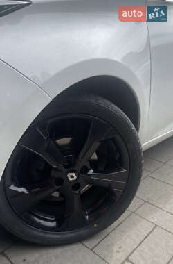 Хэтчбек Renault Zoe 2013 в Львове