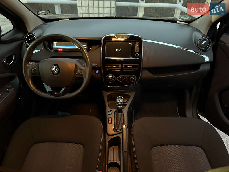 Хэтчбек Renault Zoe 2017 в Киеве