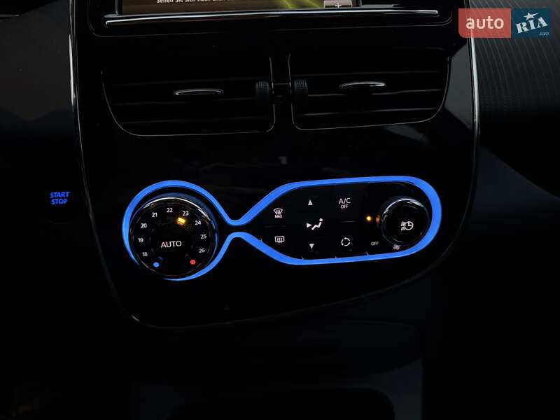 Хэтчбек Renault Zoe 2017 в Киеве