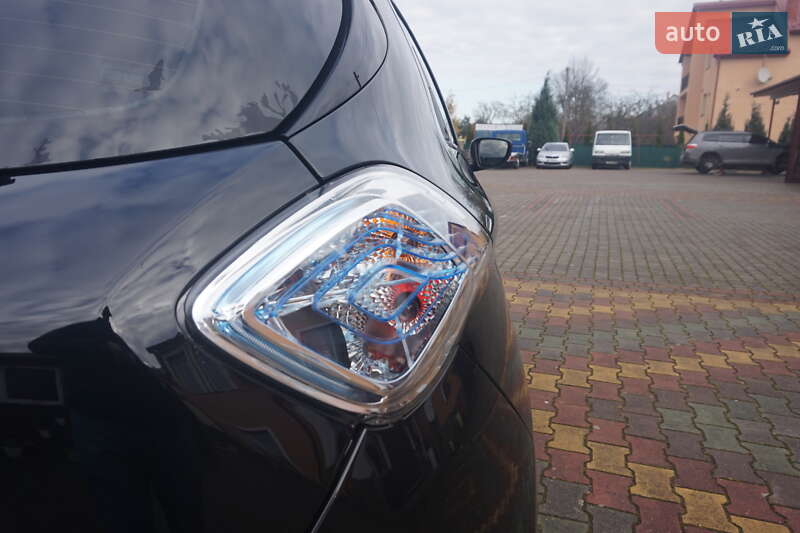 Хэтчбек Renault Zoe 2016 в Самборе