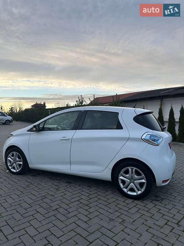 Хетчбек Renault Zoe 2017 в Золочеві