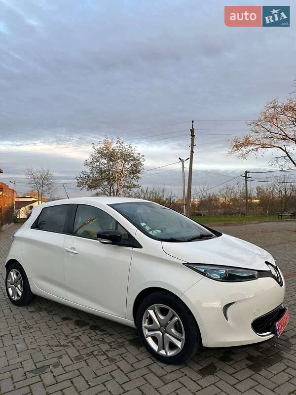 Хетчбек Renault Zoe 2017 в Золочеві