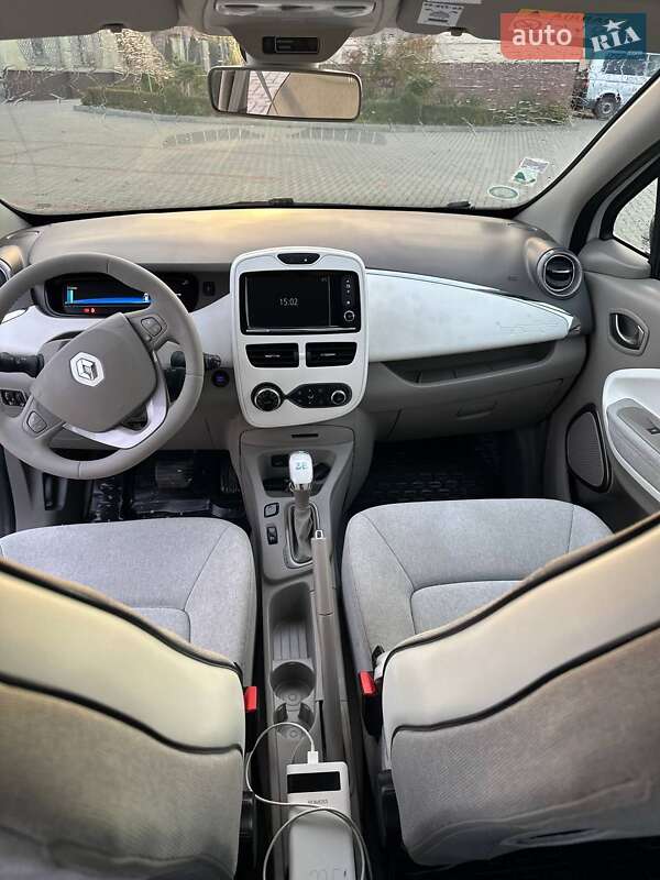 Хетчбек Renault Zoe 2017 в Золочеві