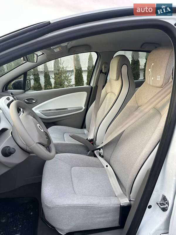 Хетчбек Renault Zoe 2017 в Золочеві