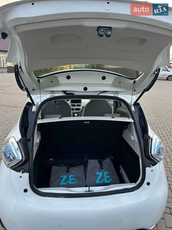 Хетчбек Renault Zoe 2017 в Золочеві