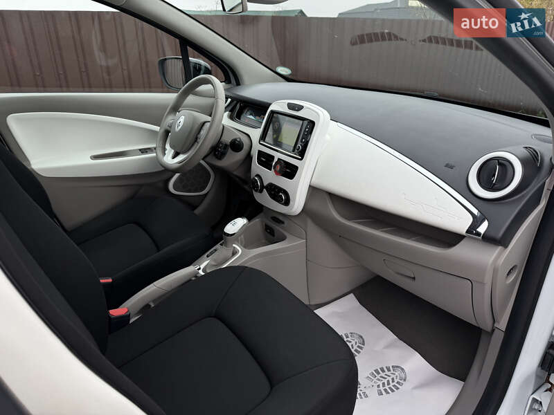 Хэтчбек Renault Zoe 2016 в Виннице
