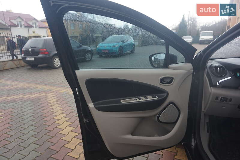 Хетчбек Renault Zoe 2015 в Самборі