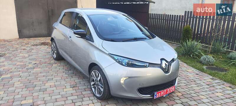 Хэтчбек Renault Zoe 2015 в Городке