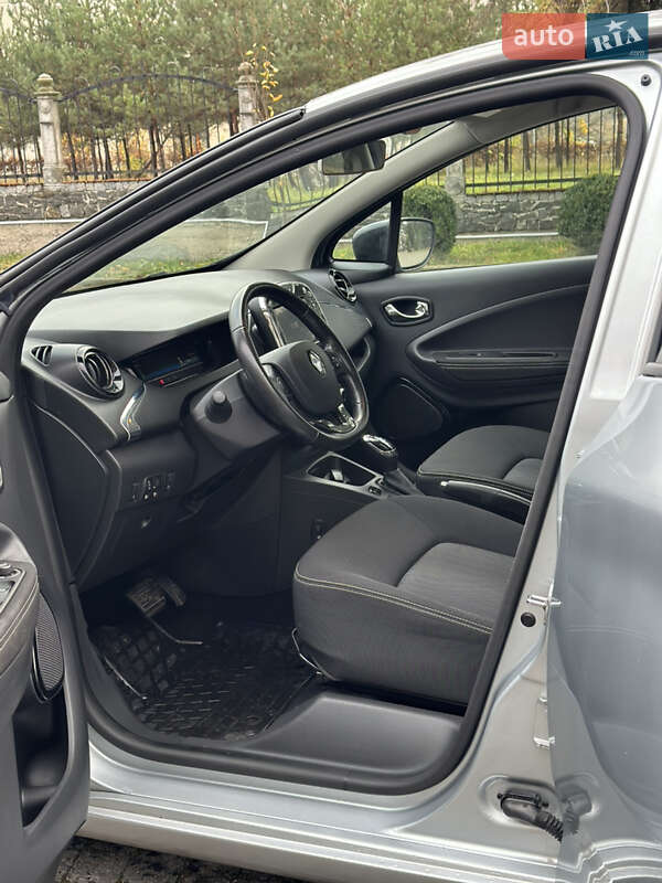 Хэтчбек Renault Zoe 2019 в Золочеве фото 16 Хэтчбек Renault Zoe 2019 в Золочеве