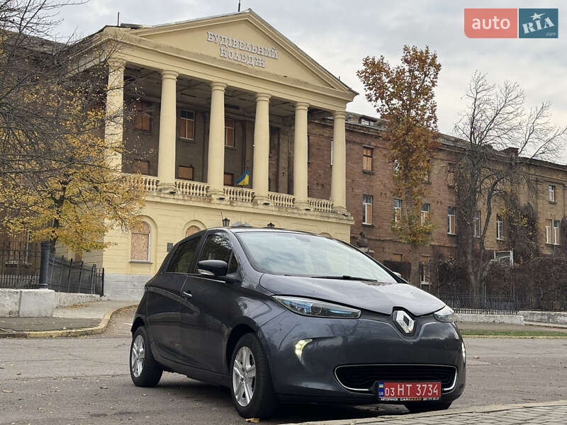 Хэтчбек Renault Zoe 2017 в Николаеве фото Хэтчбек Renault Zoe 2017 в Николаеве