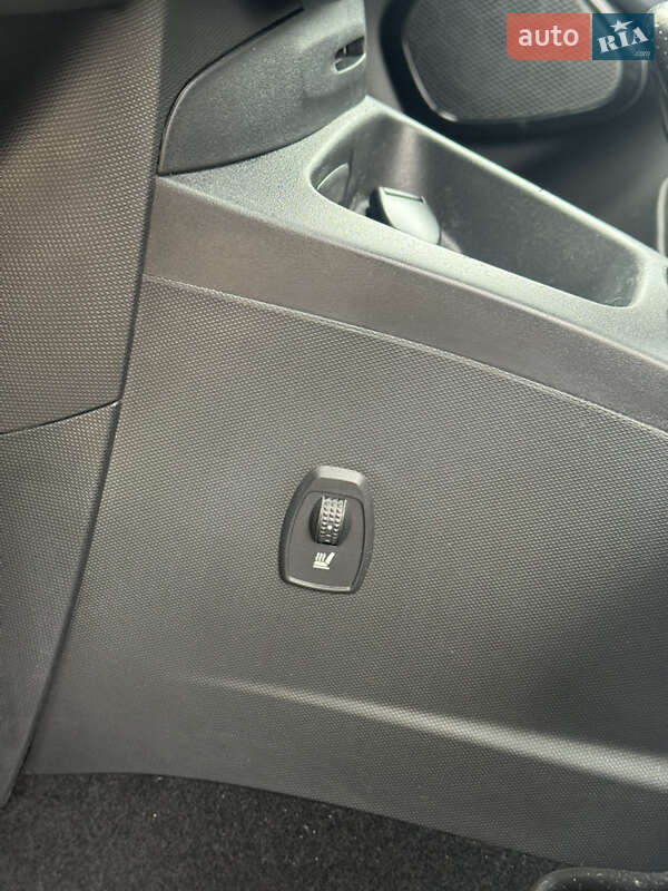 Хэтчбек Renault Zoe 2017 в Николаеве фото 13 Хэтчбек Renault Zoe 2017 в Николаеве