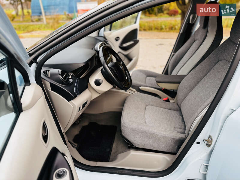 Хетчбек Renault Zoe 2014 в Здолбуніві