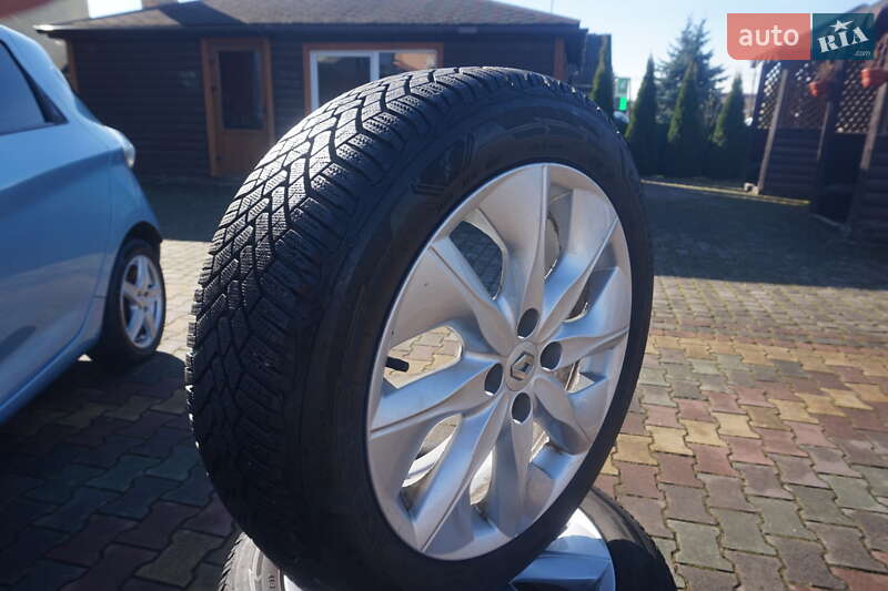 Хетчбек Renault Zoe 2015 в Самборі