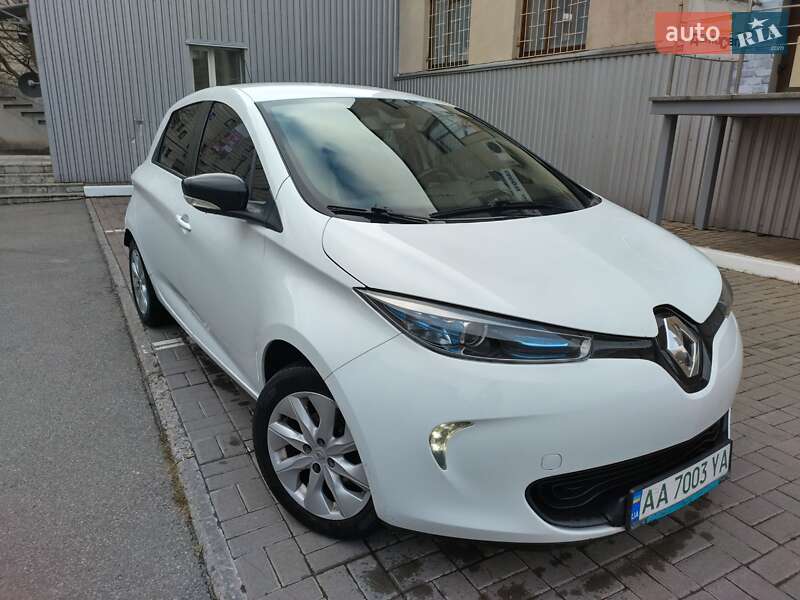 Хэтчбек Renault Zoe 2017 в Киеве фото 9 Хэтчбек Renault Zoe 2017 в Киеве