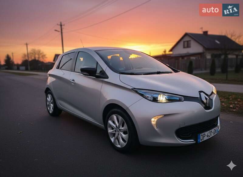 Хэтчбек Renault Zoe 2015 в Дубно фото 4 Хэтчбек Renault Zoe 2015 в Дубно