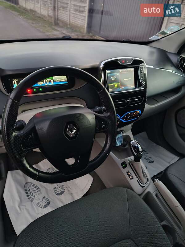 Хэтчбек Renault Zoe 2015 в Дубно фото 7 Хэтчбек Renault Zoe 2015 в Дубно