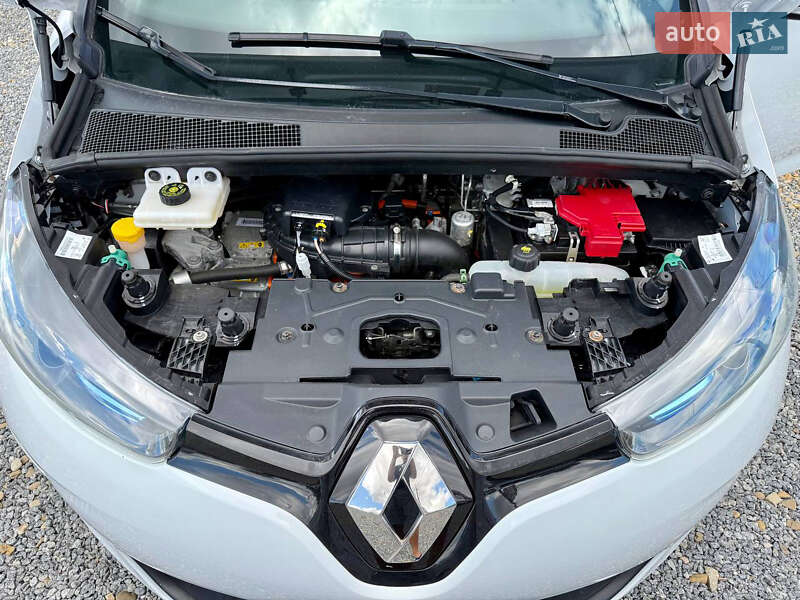 Хэтчбек Renault Zoe 2019 в Николаеве фото 38 Хэтчбек Renault Zoe 2019 в Николаеве