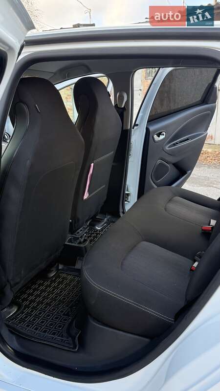 Хэтчбек Renault Zoe 2017 в Полтаве