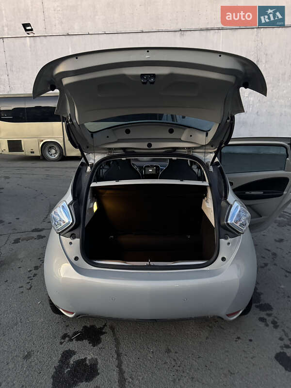 Хэтчбек Renault Zoe 2016 в Львове