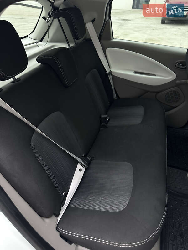 Хэтчбек Renault Zoe 2018 в Луцке фото 25 Хэтчбек Renault Zoe 2018 в Луцке