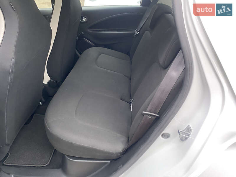 Хэтчбек Renault Zoe 2021 в Дубно