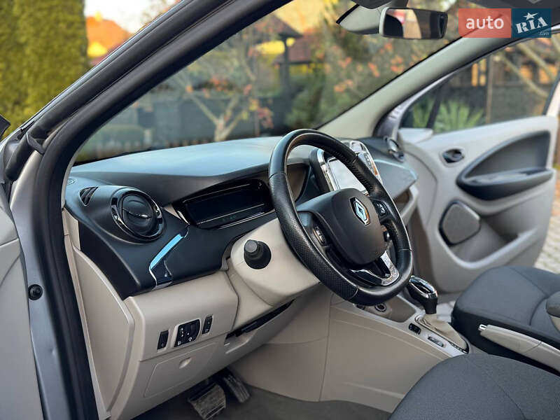 Хетчбек Renault Zoe 2015 в Львові фото 34 Хетчбек Renault Zoe 2015 в Львові