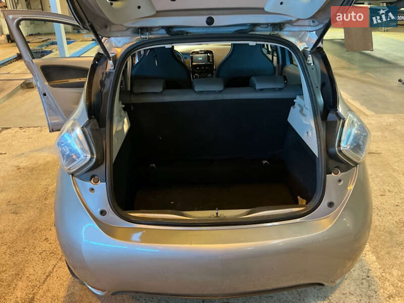 Хетчбек Renault Zoe 2015 в Львові фото 48 Хетчбек Renault Zoe 2015 в Львові