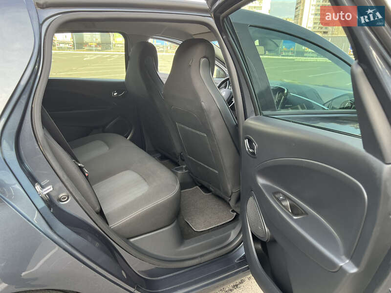 Хетчбек Renault Zoe 2017 в Києві фото 41 Хетчбек Renault Zoe 2017 в Києві