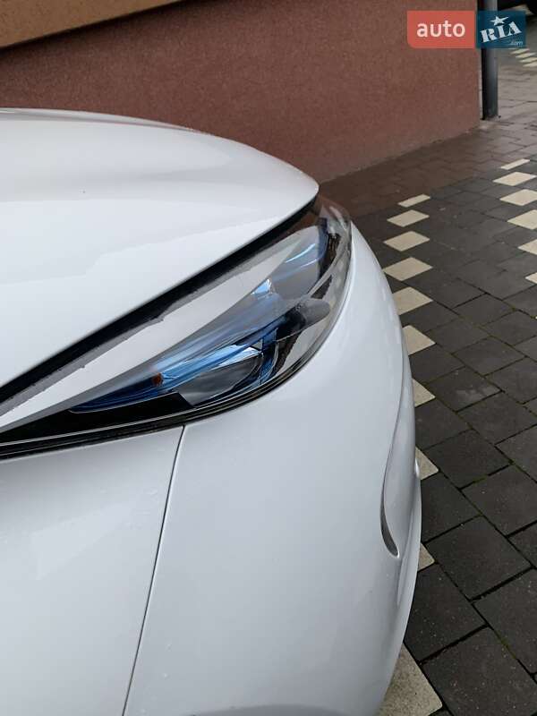 Хетчбек Renault Zoe 2015 в Золочеві фото 6 Хетчбек Renault Zoe 2015 в Золочеві