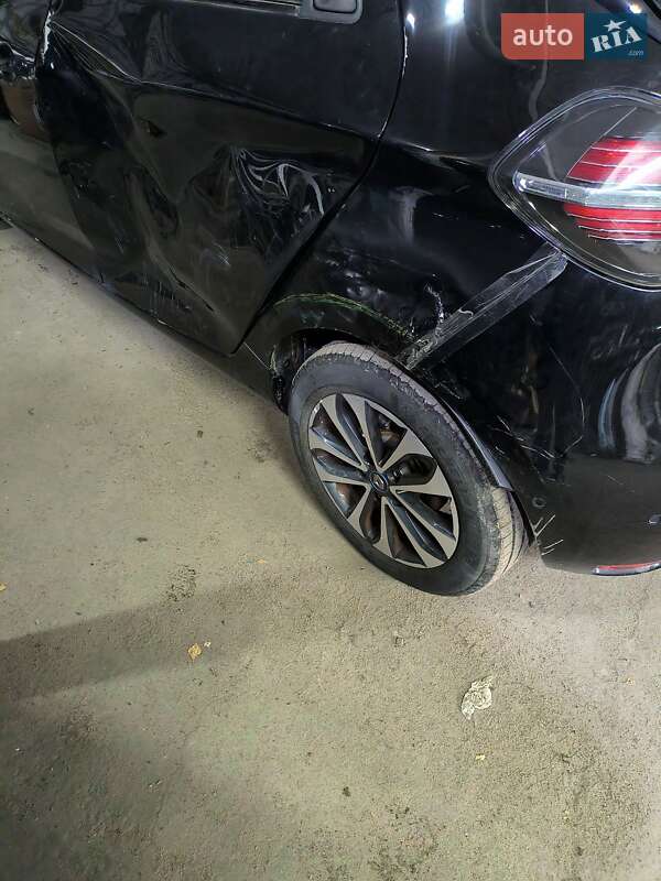 Хэтчбек Renault Zoe 2020 в Звягеле