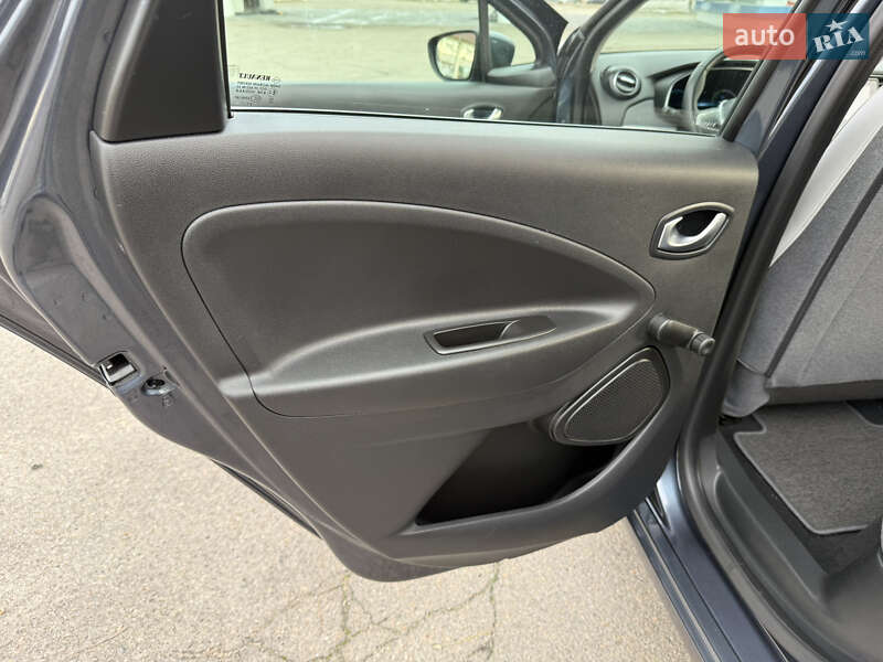 Хетчбек Renault Zoe 2022 в Дніпрі