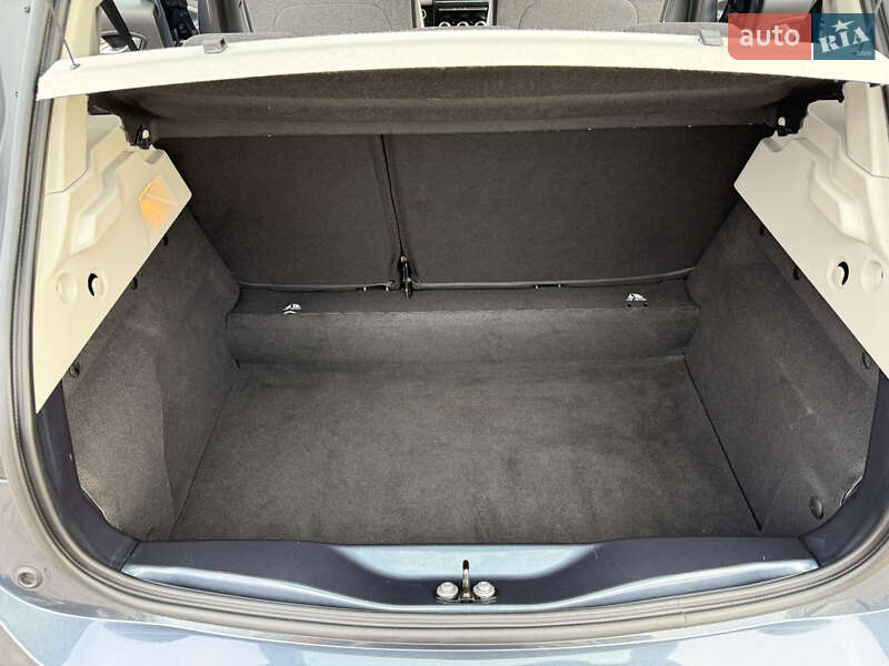 Хетчбек Renault Zoe 2022 в Дніпрі