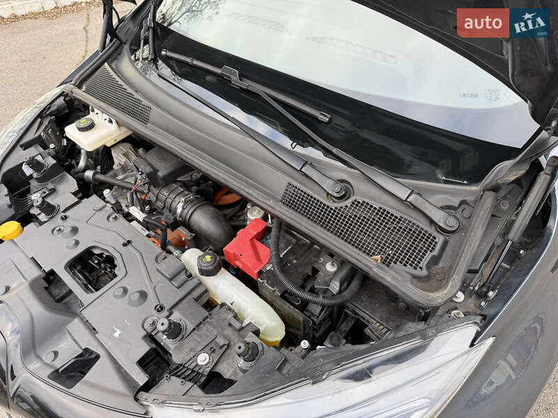 Хетчбек Renault Zoe 2022 в Дніпрі