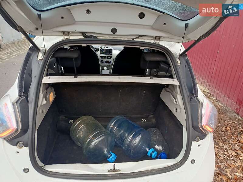 Хэтчбек Renault Zoe 2015 в Броварах фото 11 Хэтчбек Renault Zoe 2015 в Броварах