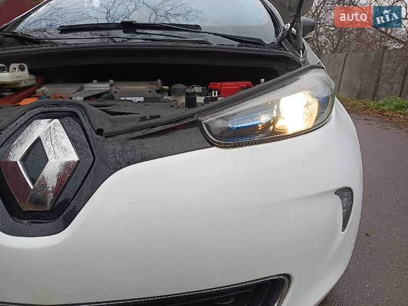 Хэтчбек Renault Zoe 2015 в Броварах фото 10 Хэтчбек Renault Zoe 2015 в Броварах