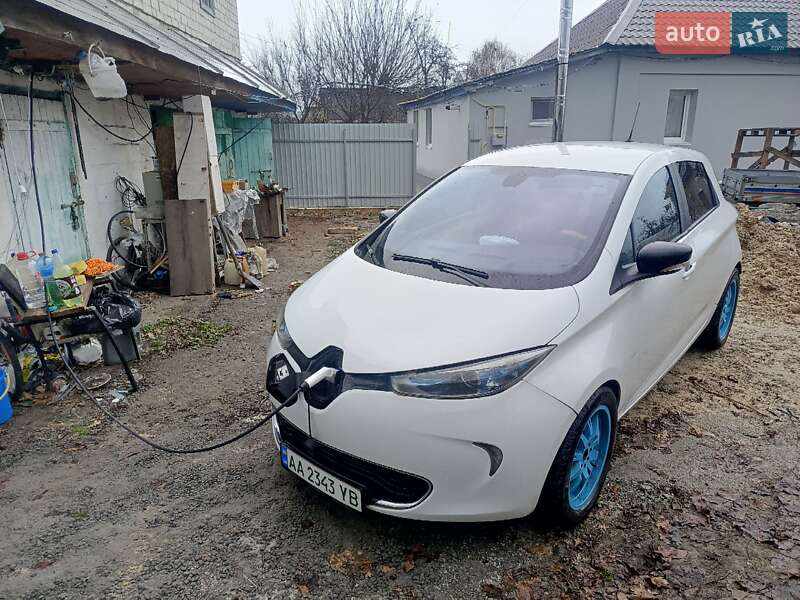 Хэтчбек Renault Zoe 2015 в Броварах фото 15 Хэтчбек Renault Zoe 2015 в Броварах