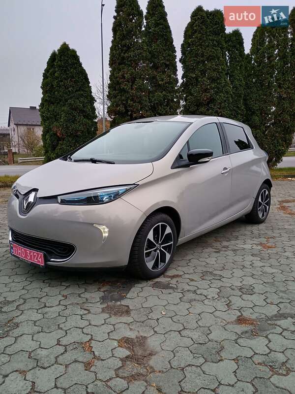 Хэтчбек Renault Zoe 2018 в Дубно