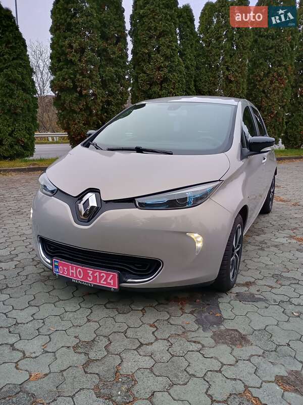Хэтчбек Renault Zoe 2018 в Дубно