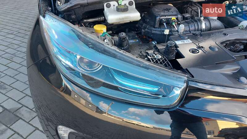 Хетчбек Renault Zoe 2016 в Луцьку