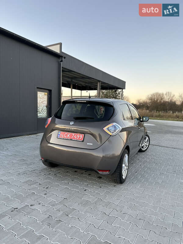 Хэтчбек Renault Zoe 2017 в Львове