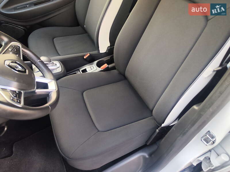 Хэтчбек Renault Zoe 2020 в Новых Санжарах