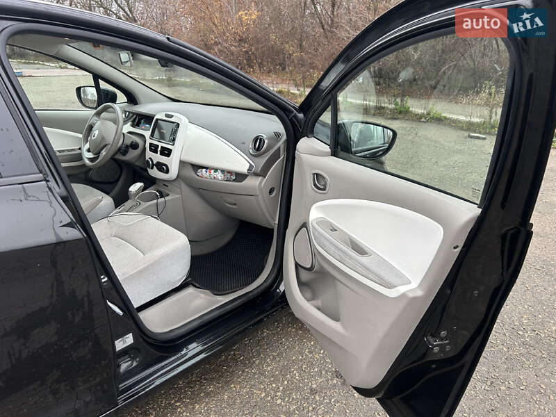 Хетчбек Renault Zoe 2018 в Дніпрі