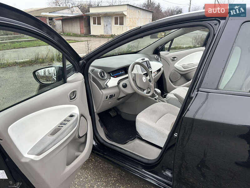 Хетчбек Renault Zoe 2018 в Дніпрі