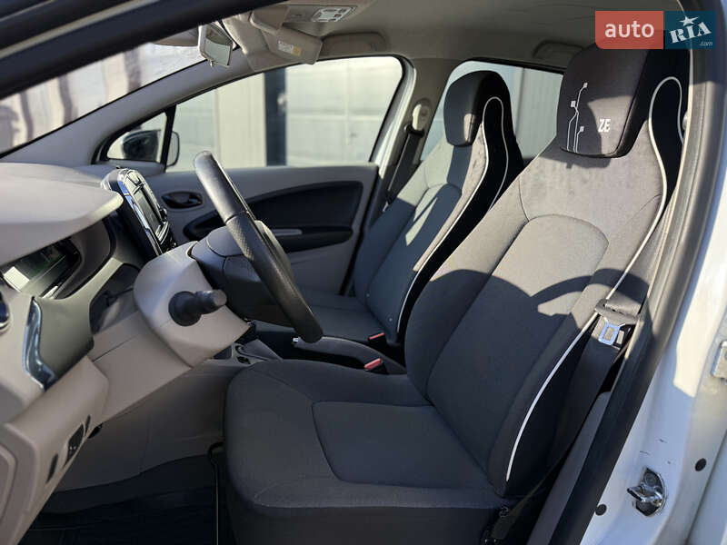 Хэтчбек Renault Zoe 2014 в Городке