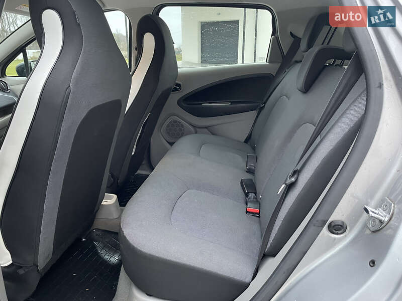 Хэтчбек Renault Zoe 2016 в Луцке фото 24 Хэтчбек Renault Zoe 2016 в Луцке