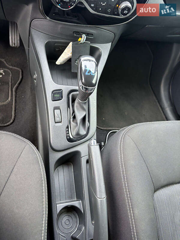 Хэтчбек Renault Zoe 2018 в Ровно